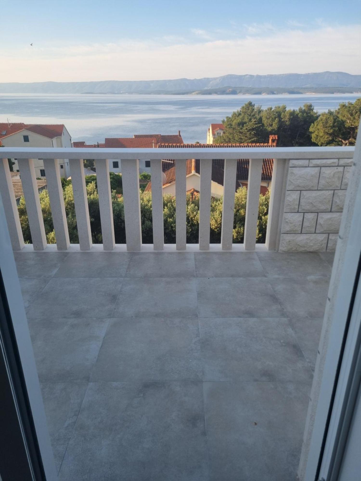 Villa Mila Бол Екстериор снимка